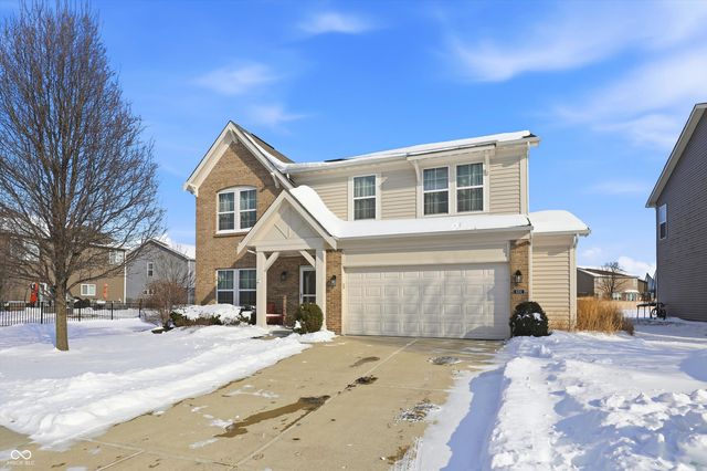 8701 N Dresden Drive, Mccordsville, IN 46055
