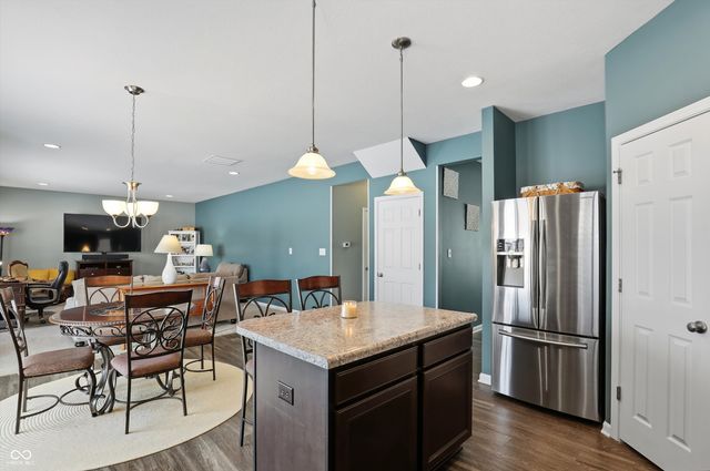 8701 N Dresden Drive, Mccordsville, IN 46055