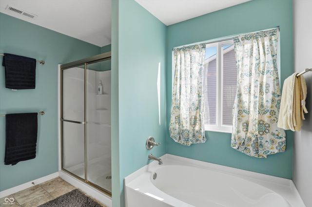 8701 N Dresden Drive, Mccordsville, IN 46055