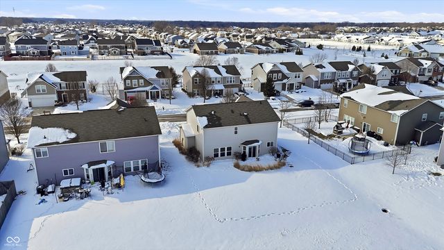 8701 N Dresden Drive, Mccordsville, IN 46055