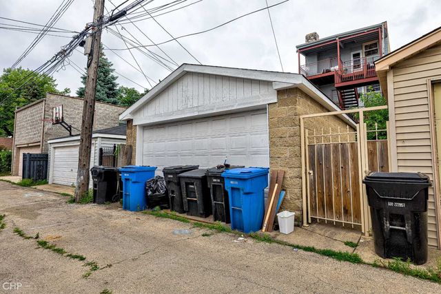 2832 N Mozart Street, Chicago, IL 60618