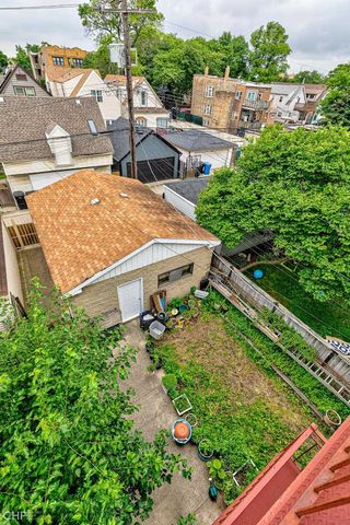 2832 N Mozart Street, Chicago, IL 60618