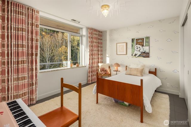 1206 NW Culbertson Drive, Seattle, WA 98177