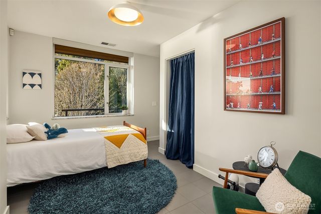 1206 NW Culbertson Drive, Seattle, WA 98177