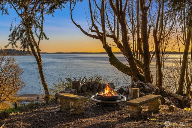 1206 NW Culbertson Drive, Seattle, WA 98177