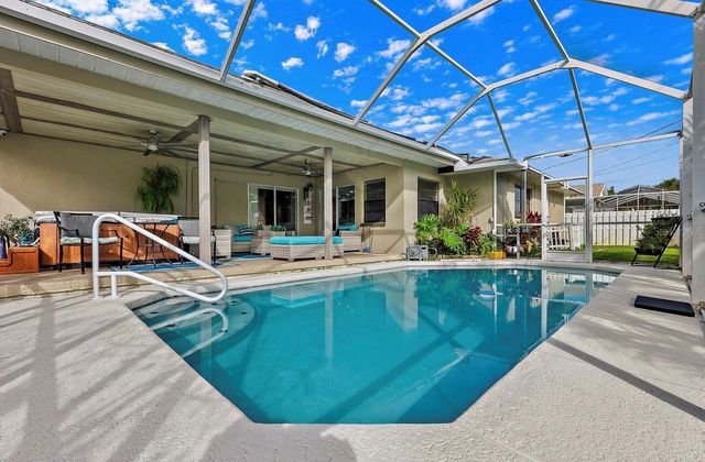 4350 51ST AVENUE S, St Petersburg, FL 33711