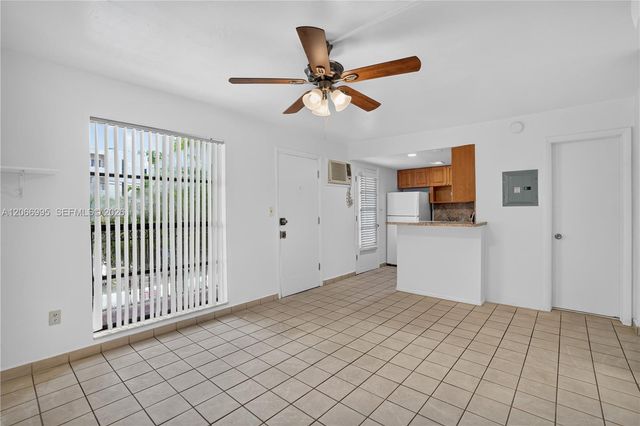 1600 S Le Jeune Road 10, Coral Gables, FL 33134