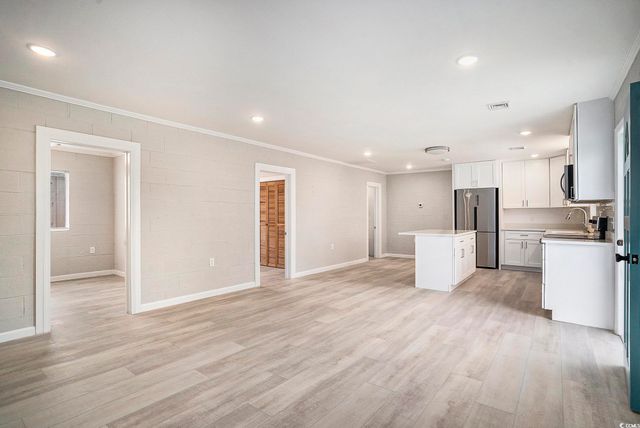 1911 Madison Dr., North Myrtle Beach, SC 29582