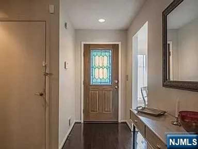 7 Dogwood Court, Woodland Park, NJ 07424
