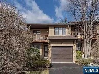 7 Dogwood Court, Woodland Park, NJ 07424