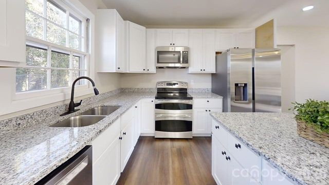 2507 Suffolk Avenue, High Point, NC 27265