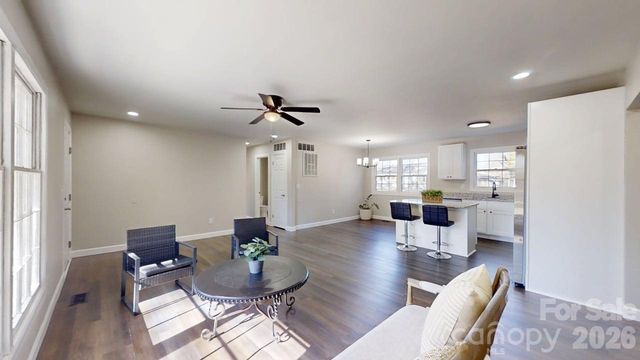 2507 Suffolk Avenue, High Point, NC 27265