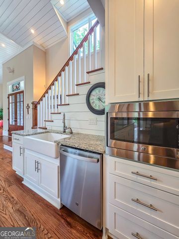 14 Allatoona Estates Drive SE, Acworth, GA 30102