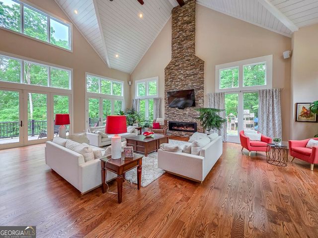 14 Allatoona Estates Drive SE, Acworth, GA 30102