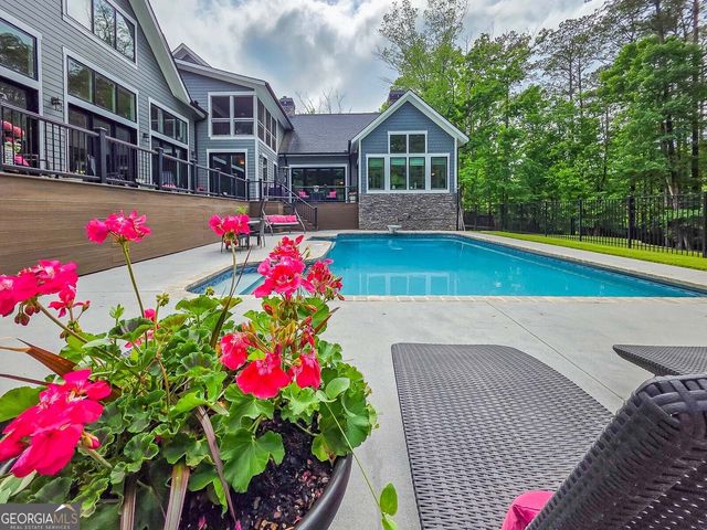 14 Allatoona Estates Drive SE, Acworth, GA 30102