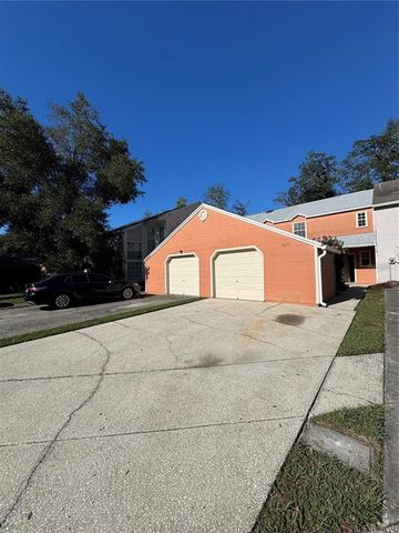 9459 FOREST HILLS CIRCLE, Tampa, FL 33612