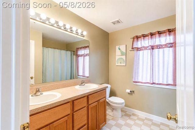 7525 Roxbury Drive, Ypsilanti, MI 48197