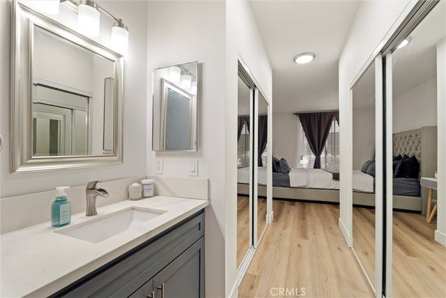 2504 W Macarthur Boulevard I, Santa Ana, CA 92704