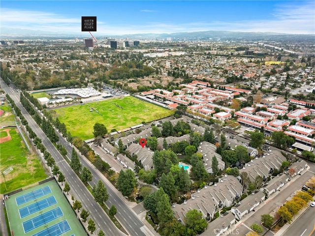 2504 W Macarthur Boulevard I, Santa Ana, CA 92704