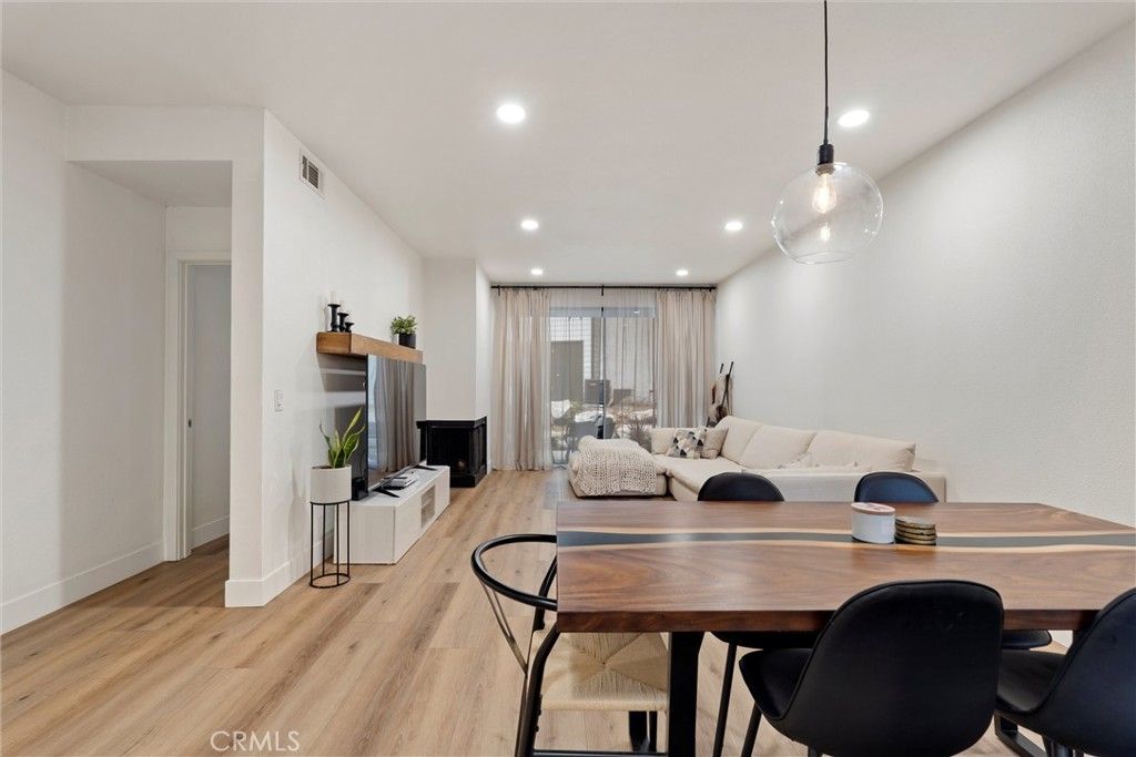 2504 W Macarthur Boulevard I, Santa Ana, CA 92704 — photo 5