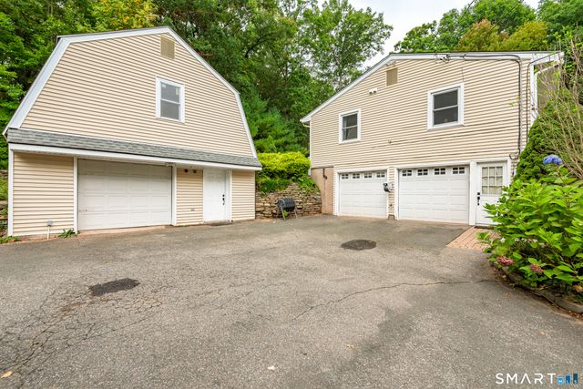 508 Oakwood Drive, Glastonbury, CT 06033