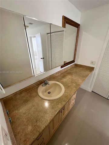 3505 S Ocean Drive 502, Hollywood, FL 33019