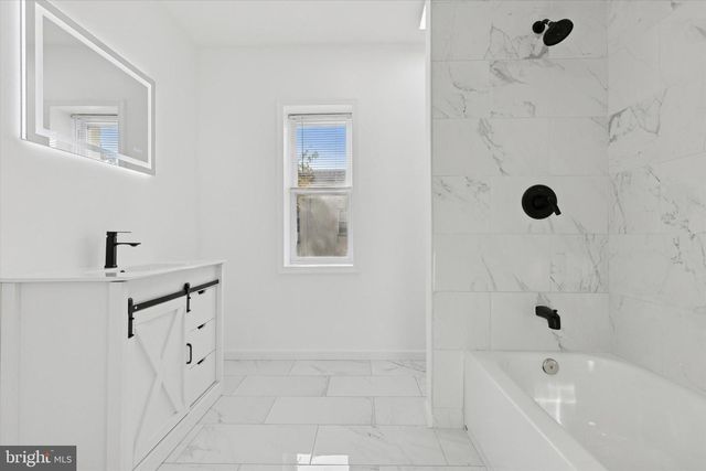 7313 LIMEKILN PIKE, Philadelphia, PA 19138