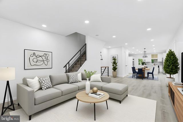 7313 LIMEKILN PIKE, Philadelphia, PA 19138