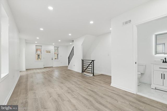 7313 LIMEKILN PIKE, Philadelphia, PA 19138