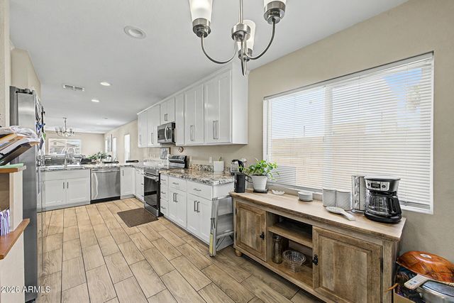 3828 W LATHAM Street, Phoenix, AZ 85009