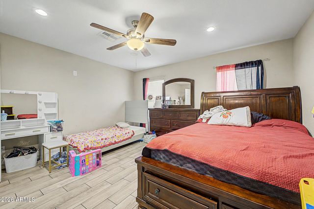 3828 W LATHAM Street, Phoenix, AZ 85009