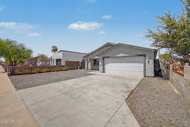 3828 W LATHAM Street, Phoenix, AZ 85009