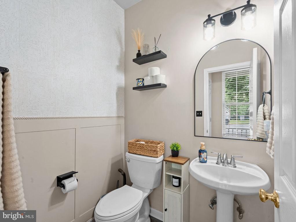 Image 15 of property listing at 1309 FAIRFIELD CT, Denton, MD 21629
