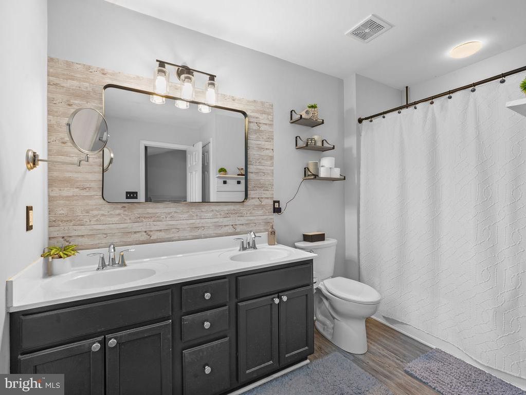 Image 19 of property listing at 1309 FAIRFIELD CT, Denton, MD 21629