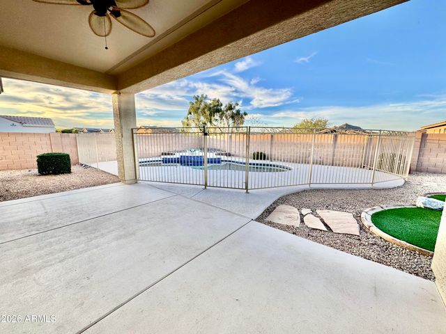 6858 W MAZATZAL Drive, Peoria, AZ 85383