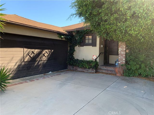 8657 Morehart, Los Angeles, CA 91352