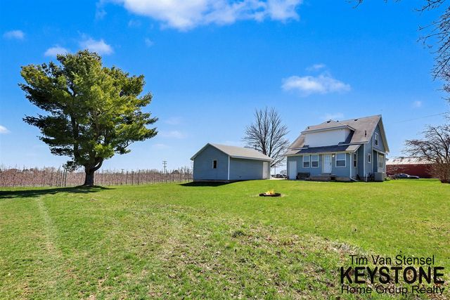 4331 10 Mile Road, Sparta, MI 49345