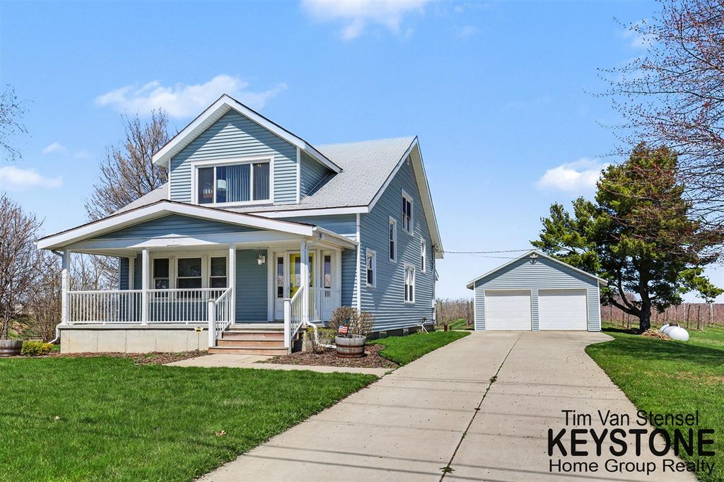 4331 10 Mile Road, Sparta, MI 49345