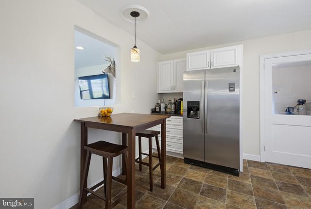 433 E ROSEVILLE RD, Lancaster, PA 17601
