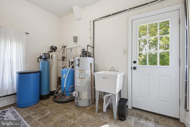 433 E ROSEVILLE RD, Lancaster, PA 17601