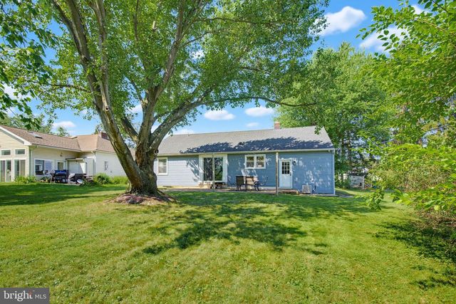 433 E ROSEVILLE RD, Lancaster, PA 17601