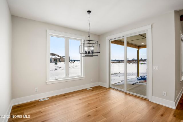 9233 Summer Song Lane, Sylvania, OH 43560