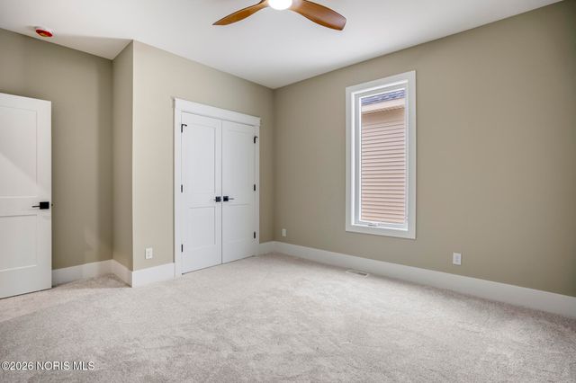 9233 Summer Song Lane, Sylvania, OH 43560