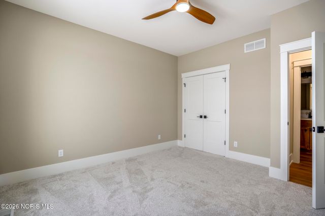 9233 Summer Song Lane, Sylvania, OH 43560