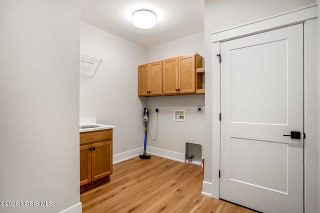 9233 Summer Song Lane, Sylvania, OH 43560