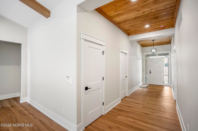 9233 Summer Song Lane, Sylvania, OH 43560