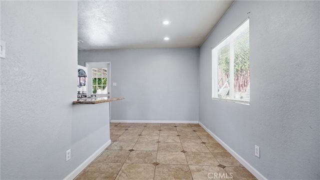 7353 Pontoosuc, Riverside, CA 92504