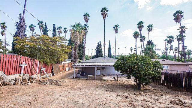 7353 Pontoosuc, Riverside, CA 92504