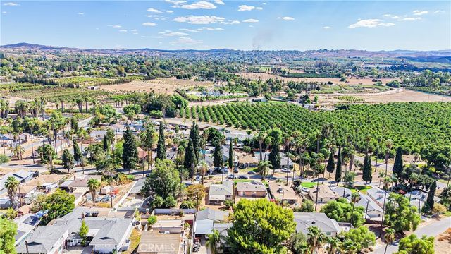 7353 Pontoosuc, Riverside, CA 92504