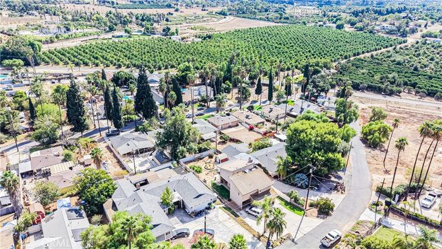 7353 Pontoosuc, Riverside, CA 92504
